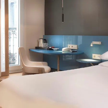 Andrea Hotel